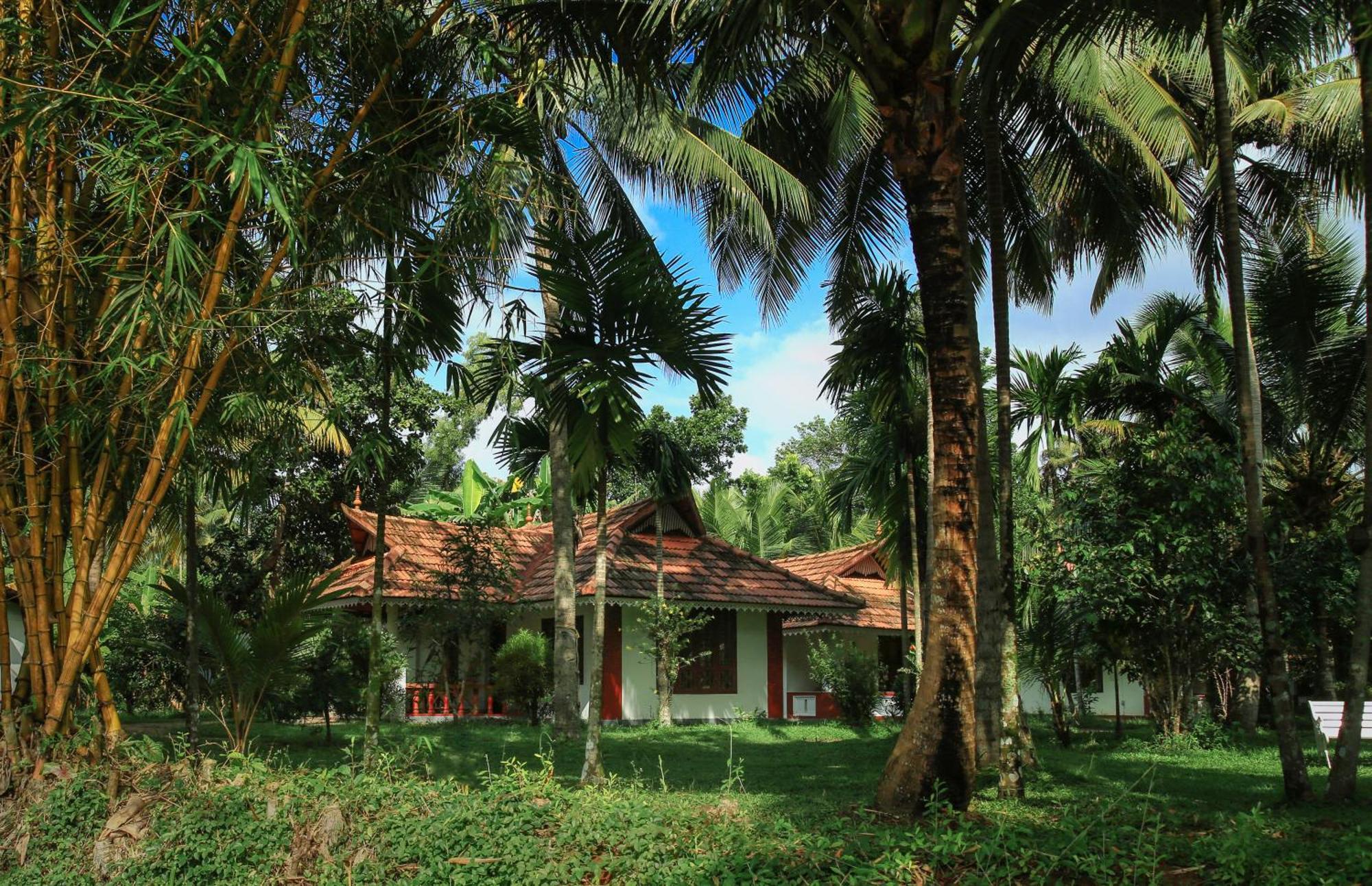 Palmgrove Lake Resort Alappuzha Ngoại thất bức ảnh