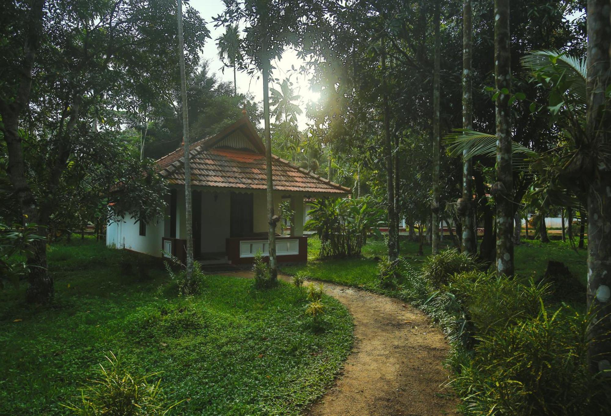 Palmgrove Lake Resort Alappuzha Ngoại thất bức ảnh